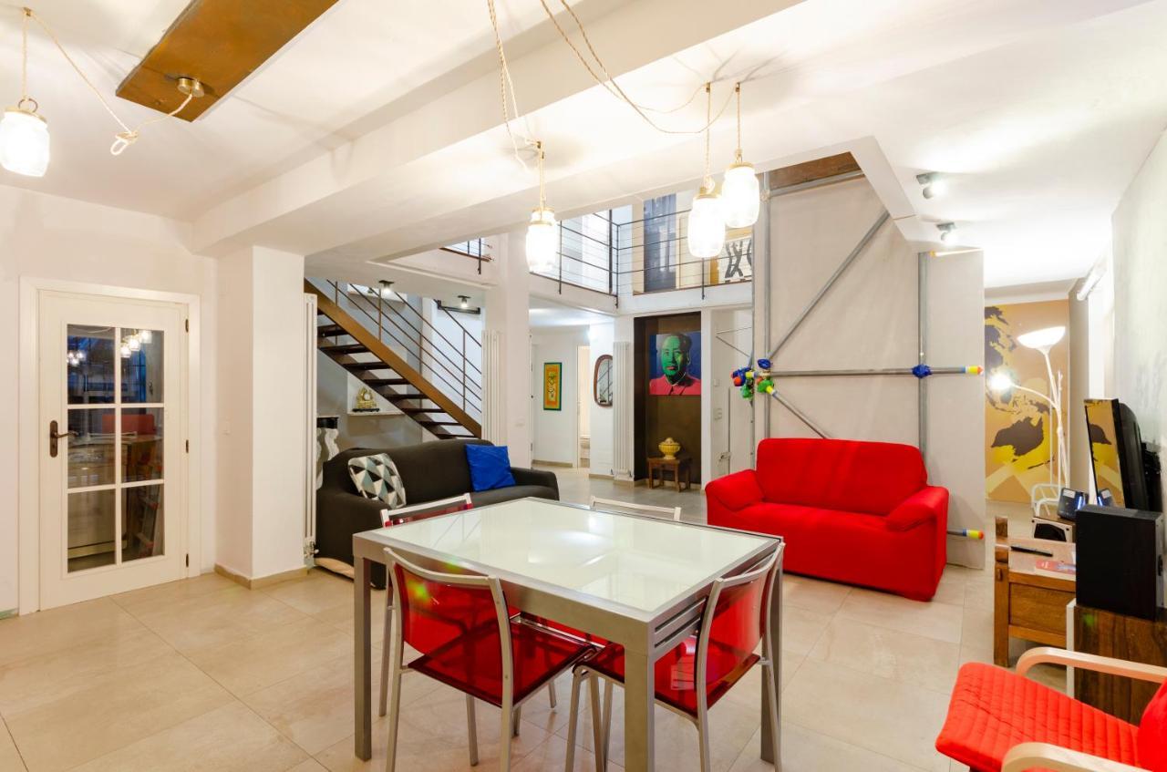 Joivy Vibrant Open-plan Apt For 6 In Historic Centre