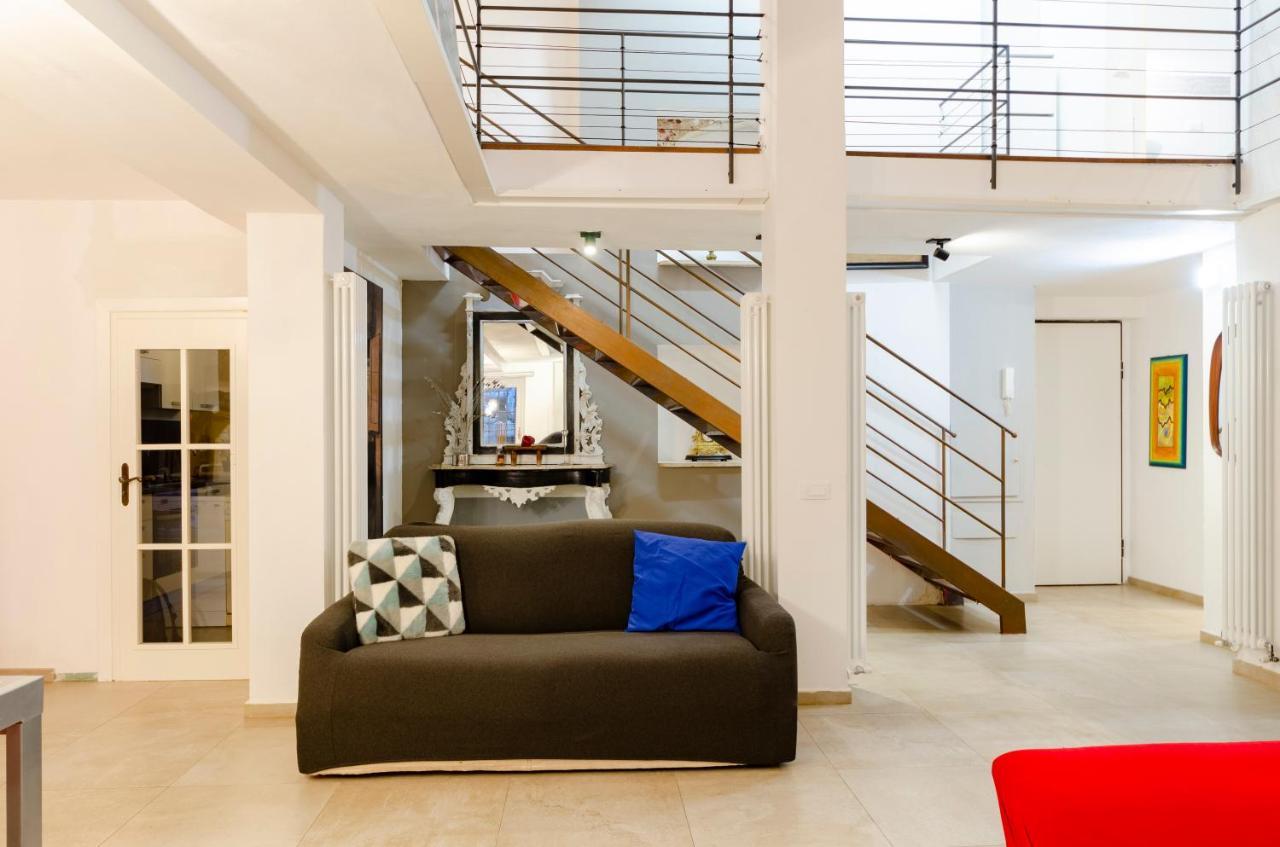 Joivy Vibrant Open-plan Apt For 6 In Historic Centre Apartment