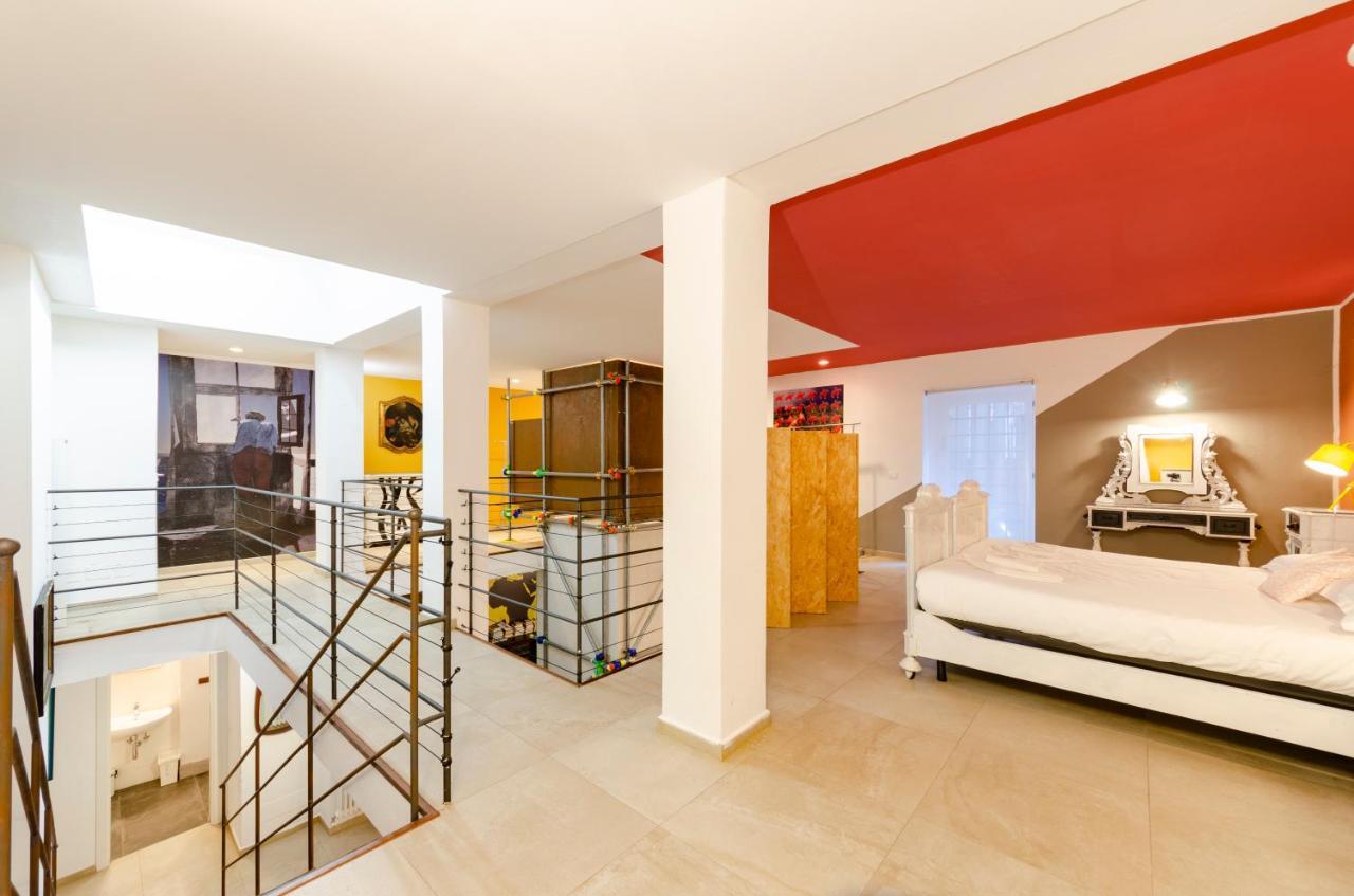 Joivy Vibrant Open-plan Apt For 6 In Historic Centre *