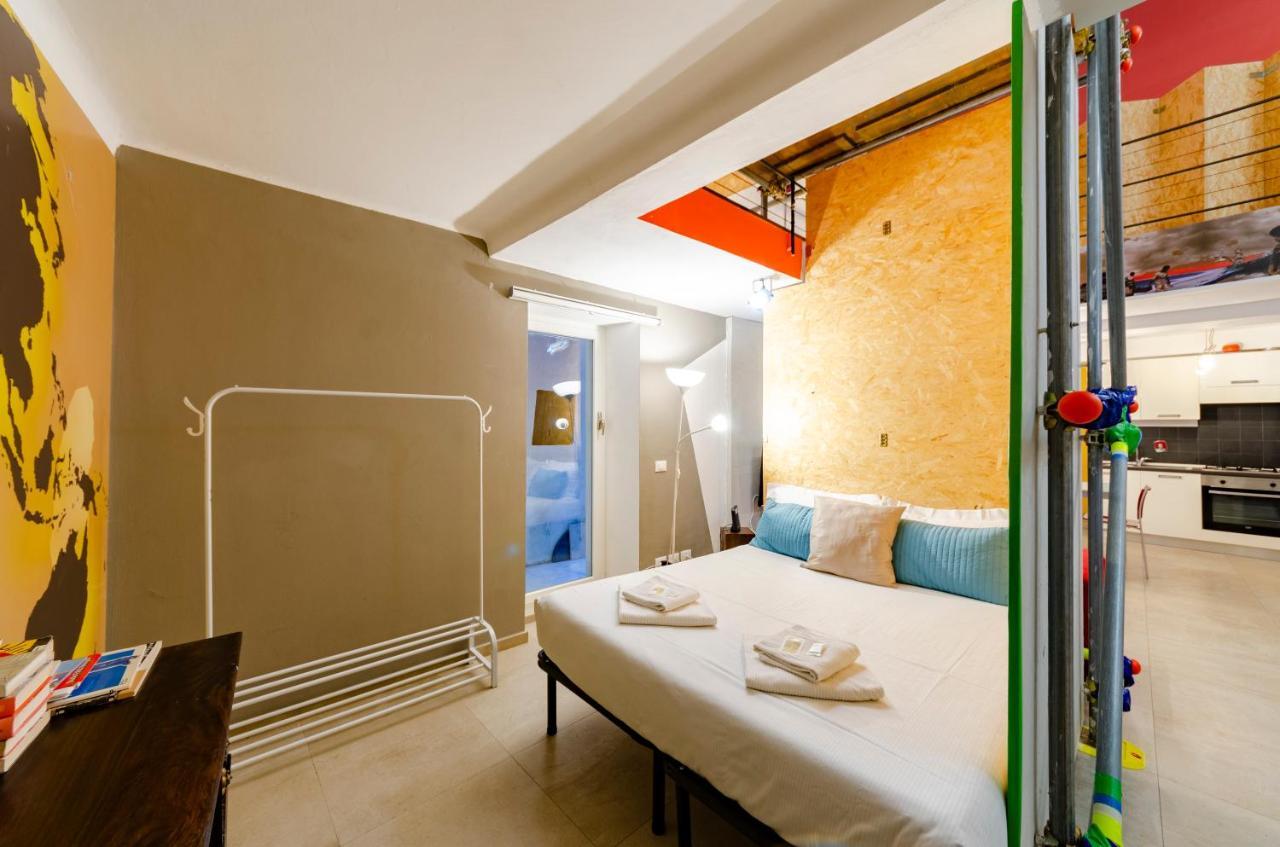 Joivy Vibrant Open-plan Apt For 6 In Historic Centre Apartment *